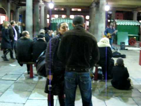 SINGER AT COVENT GARDEN, LONDON