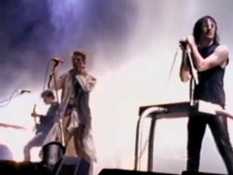 Nine Inch Nails / David Bowie - Live 1995 'Subterraneans / Scary Monsters'.