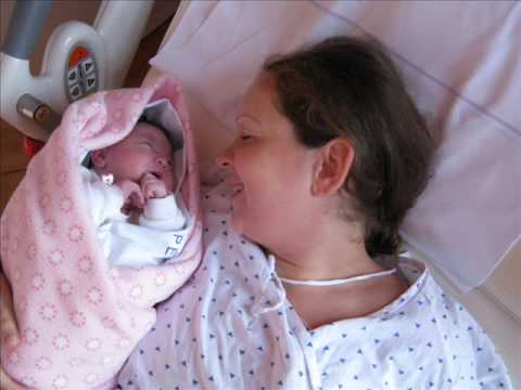 Farkas Lilla születése 2009.11.15.