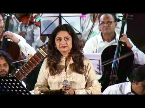 Bela Sulakhe sings Mausam Hai Ashikana....