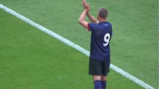 Podolski verabschiedet sich von den Fans des 1. FC Köln