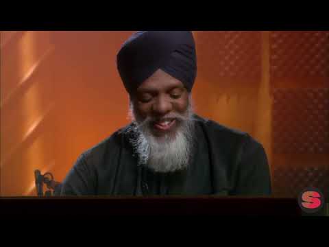 Dr. Lonnie Smith - "Caravan"