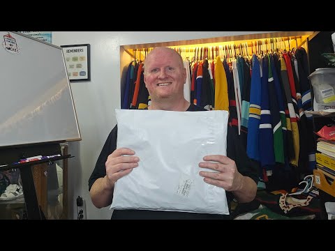 Pretty sweet jersey unboxing from benhsports
