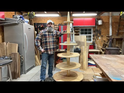 DIY Christmas tree shelves display