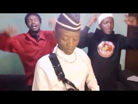 pastor Ng'ash be like🤣🤣muratina edition 🤣😹