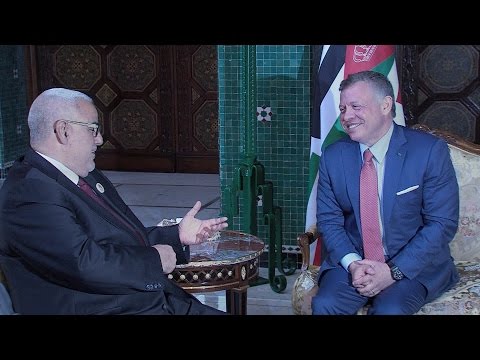 العاهل الأردني يستقبل رئيس الحكومة ورئيسي مجلسي البرلمان