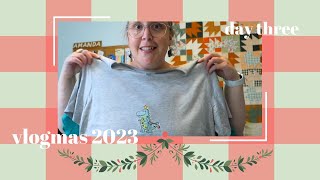 VLOGMAS 2023 | Day 3: Embroidering the Sweetest Tree Rex!