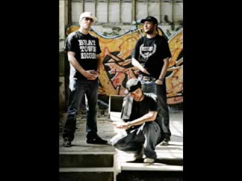 Kamp - U-bahn (feat. Whizz Vienna)