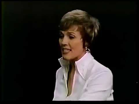 Julie Andrews & The Muppets Swingin On a Star Muppet Songs