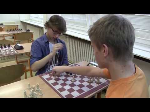 Chlapci SŠ 5.2.  Brnušák Tomáš - Slivka Dávid 1 - 0