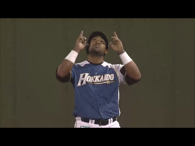 7回表 ファイターズ・ミランダが満塁チャンスで2点タイムリー!! 一挙4得点で逆転に成功!! 2014/7/3 L-F