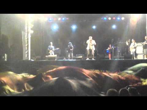 Bandeirão Regueiro com o Frances Isiah Shaka no Reggae a Reggae