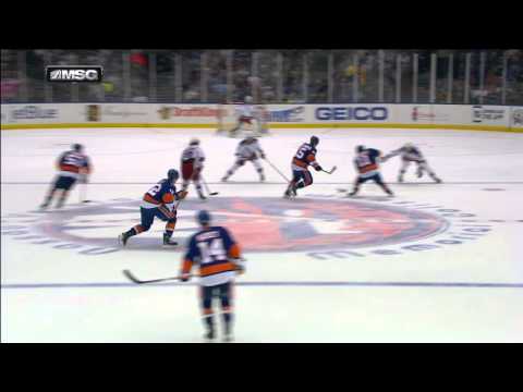 Gotta See It: Hayes goes 360, muscles puck past Islanders