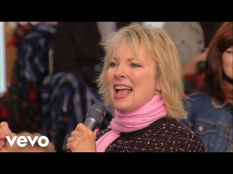 Janet Paschal, Charlotte Ritchie, Sheri Easter - I See a Crimson Stream [Live]