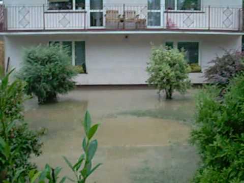 Skutki powodzi - Dziewiętlice 27.06.09
