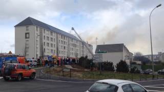 preview picture of video 'Incendie important à Fécamp 22/03/2014'