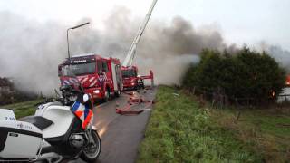 preview picture of video 'Brand na explosie woonwagenkamp in Mijdrecht'