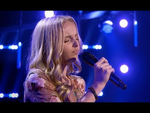 Teen Singer Evie Clair With an Emotional Audition - America's Got Talent 2017