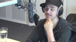 HIT600: Seven besitzt 318 Paar Schuhe