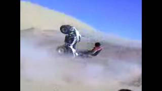 preview picture of video 'Caida de moto en el golfo de santa clara sonora 2010'