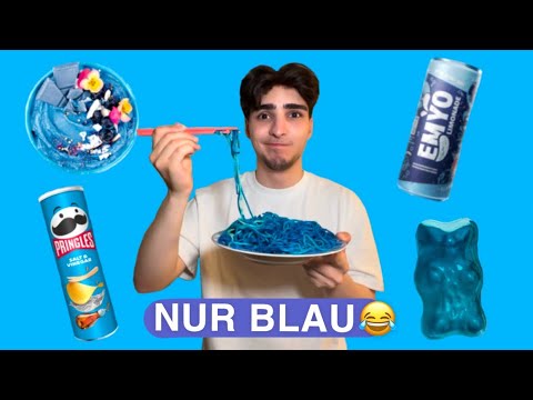 EATING ONLY BLUE ONE DAY 😂 HAHAH