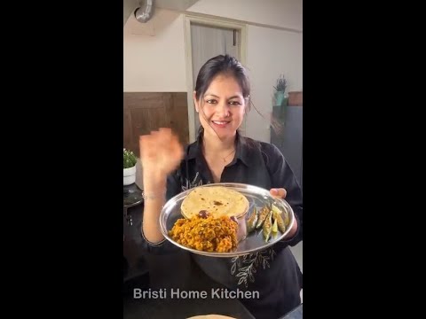 Moong daal dry & bharwa besan mirchi |Dinner मे क्या बनाऊ, घर मे सब्जी भी नही है | 🙂