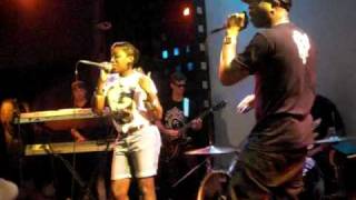 09 Talib Kweli &quot;Midnight Hour&quot; feat. Estelle with band live @ SOB&#39;s 6.23.10