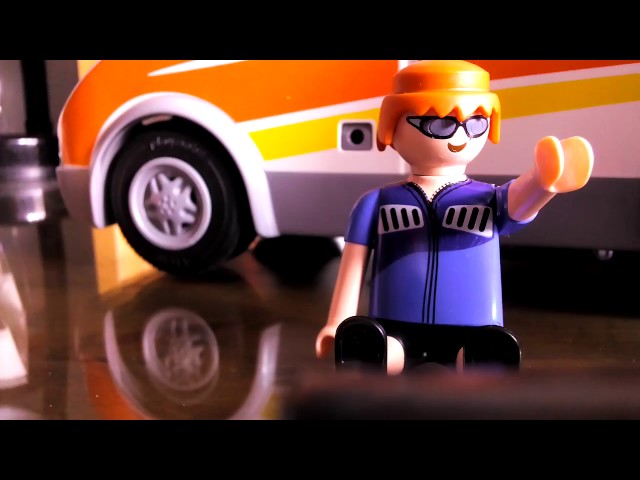Vídeo relacionado con PLAYMOBIL 70916 Duck on Call Vehículo de Emergencia Ambulancia, con luz y Sonido, Juguetes para niños a Partir de 3 años, Multicolor