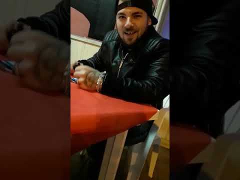 Ragazzo fa freestyle mostruoso in tedesco FavorFave