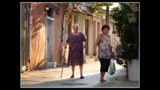 preview picture of video 'OLD TOWN - Rethymnon Crete Greece'