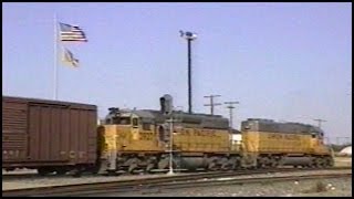 preview picture of video 'Union Pacific action at Taylor, TX summer 1995'