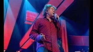 Simply Red  - They Don&#39;t Know ( Live on Jules Holland )