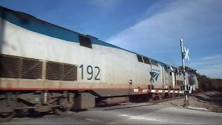 preview picture of video 'Amtrak Train The Silver Star 80 MPH Through Auburndale Florida'