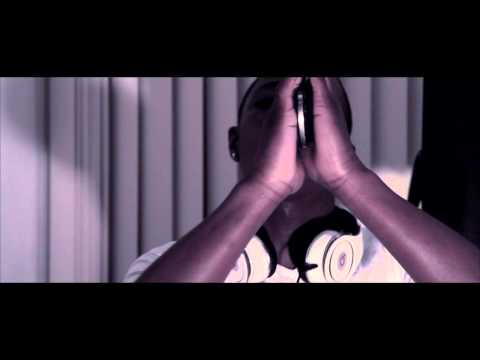 Chivv - Trauma (STUDIO PERFORMANCE)