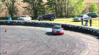 preview picture of video 'V8 Skyline drift - Napierville, QC'