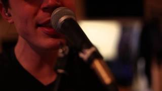 Yellow Ostrich - Shades (Live)