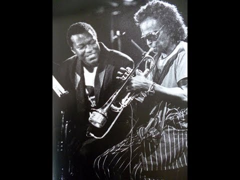 The guitar trio (Paco, Mc.Laughlin, Di Meola) is related to Miles Davis pionering with "fusion" (3)