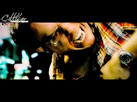 The HangoveR ll   HorroR TraileR [BOMGV]