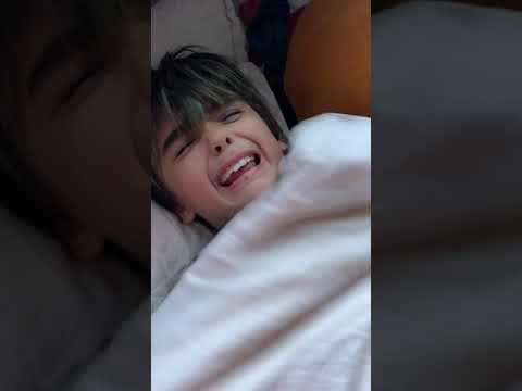 Elias imite Annel 🤣