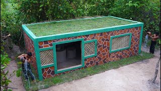 Build The Most Creative Private Grass Roof House Design With Great Invisible Living Room In Forest