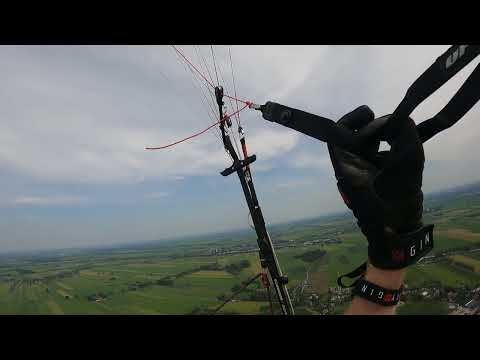 Noordeloos - The Netherlands - 20-07-2024 - 15:53 - Maurik Paragliding
