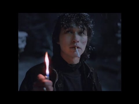 Mazzy Star - Look On Down From The Bridge (Music Video)