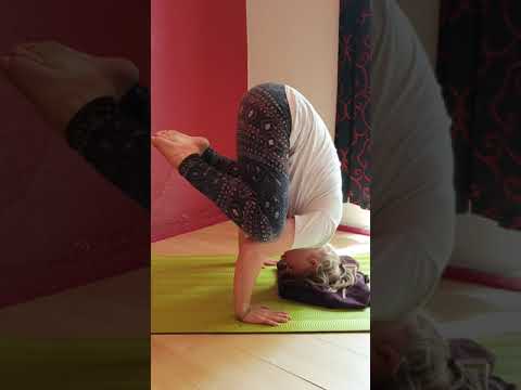 Kopfstand lernen mit kein Abseits! e.V.