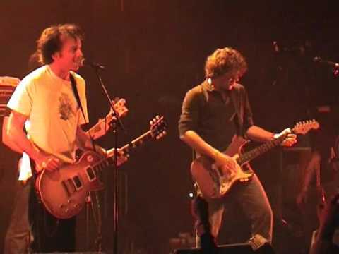 Ween - Baby bitch live in Oslo Norway 2003
