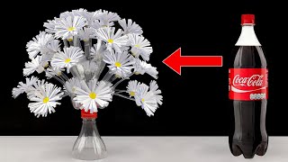 Recycle Plastic Bottles into Beautiful Flower | MANUALIDADES con BOTELLAS DE PLÁSTICO | DIY Creative