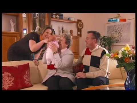 MagazinRamona Katharina Herz und ihre Tochter Ophelia samt Familie