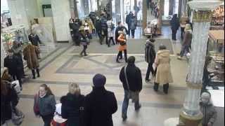 Минск - 8 марта 2012 ГУМ  P1030587