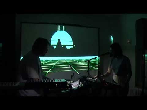 Paraphon - Miles (Live)