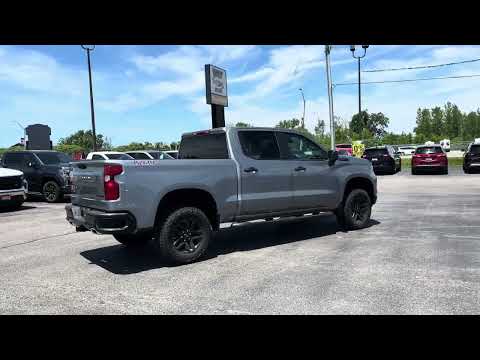 2026 Chevrolet Silverado 1500 Crew Cab Short Box 4-Wheel Drive Custom Trail Boss in Gray for sale at Lally Chevrolet Ltd. in Tilbury, ON