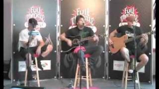 Crossfade - Invincible (Acoustic, 97.1 The Eagle Performance) - 2006